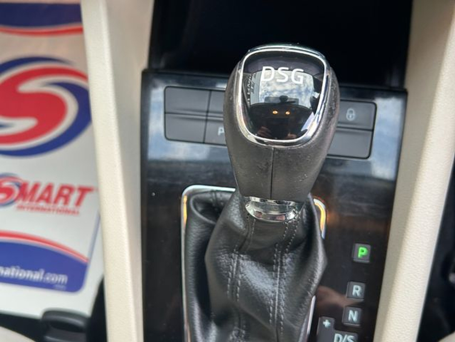 2018 Skoda Octavia COM Style 1.6tdi 115HP DSG 4DR €18,500