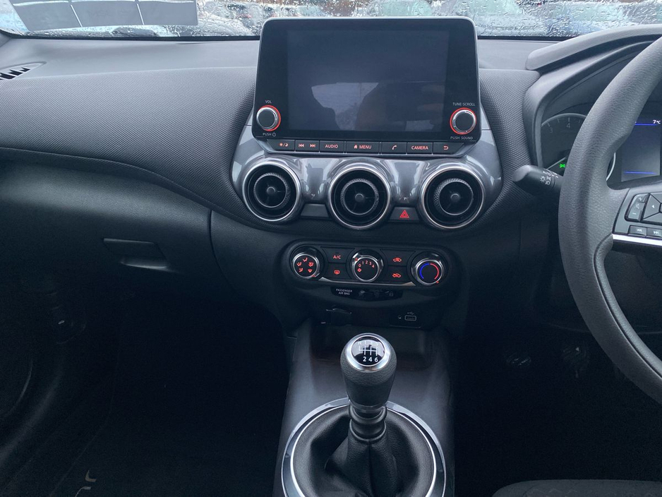 2020 Nissan Juke - image 11