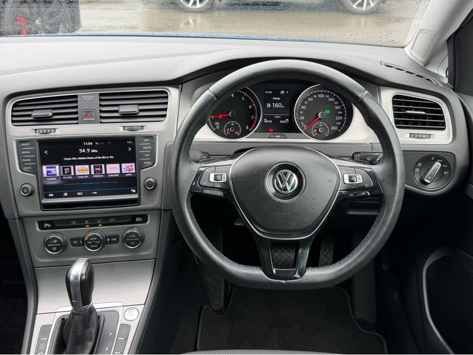 2016 Volkswagen Golf - image 21