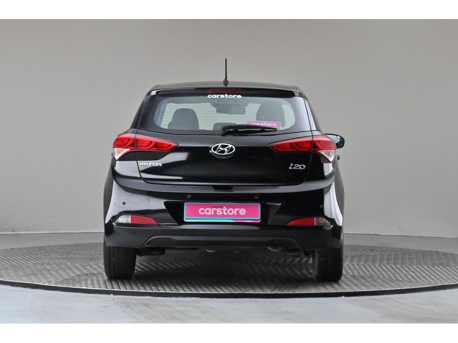 2018 Hyundai i20 - image 8