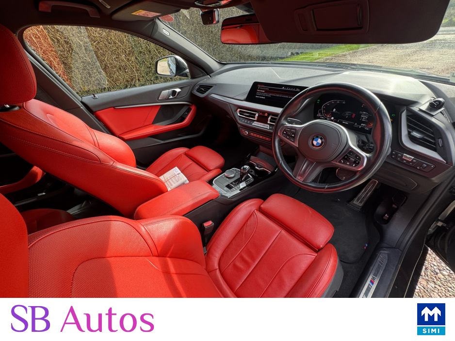 2020 BMW 1 Series - image 13