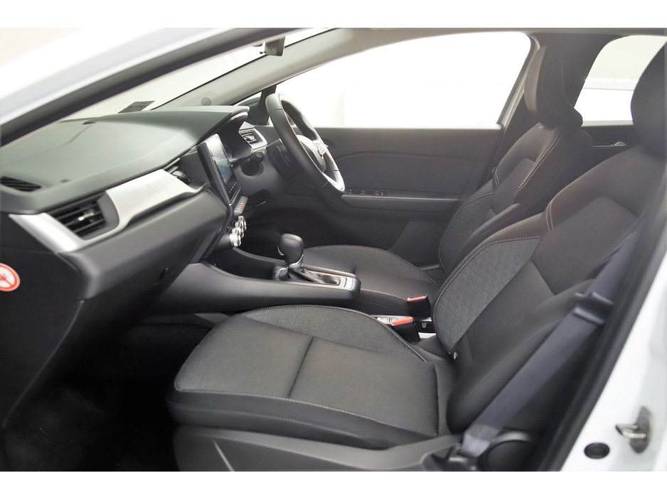 2023 Renault Captur - image 15