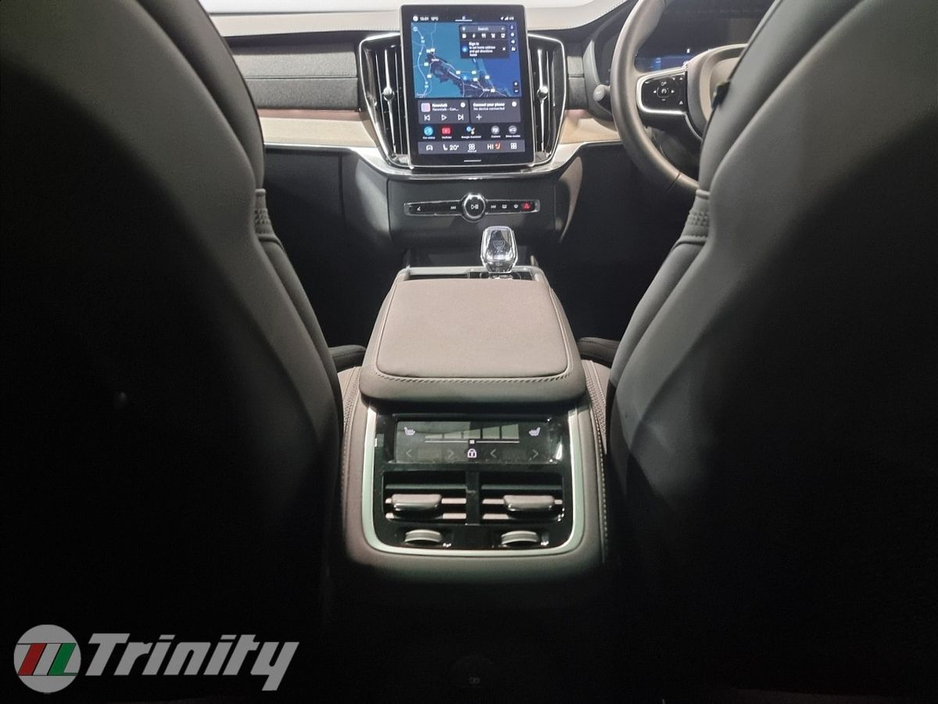 2025 Volvo XC90 * PLUS DARK * T8 2.0 PHEV * AWD * AUTOMATIC * STUNNING SUV * TRINITY VOLKSWAGEN * €81,950