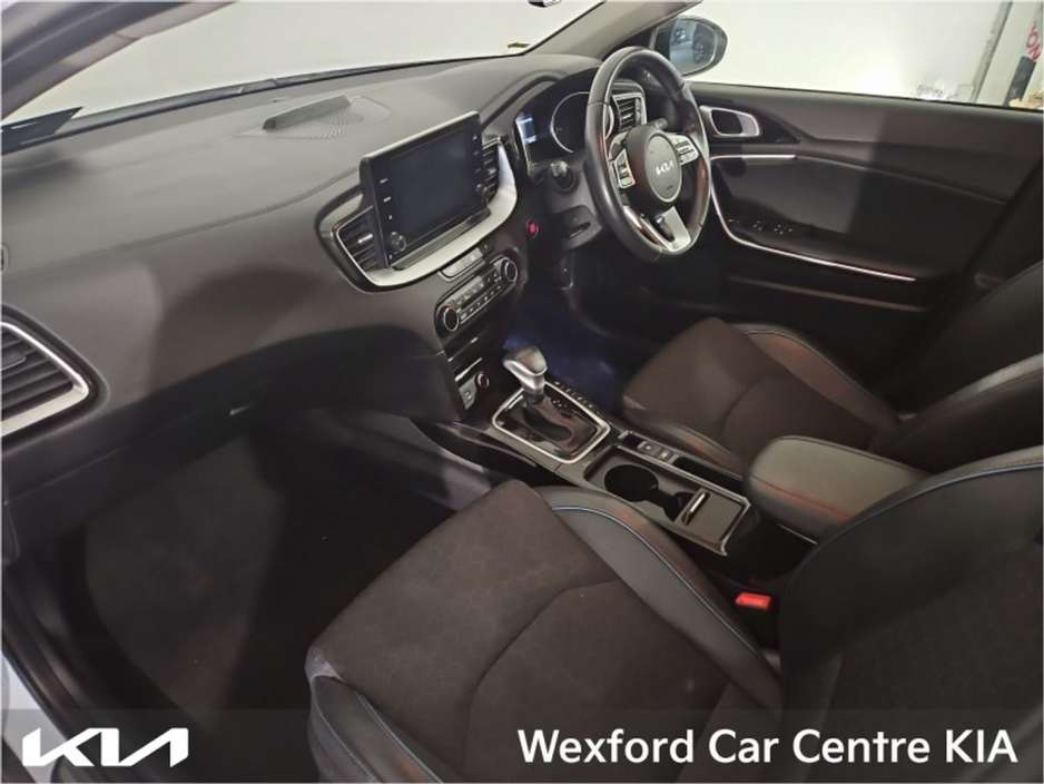 2023 Kia XCeed - image 7