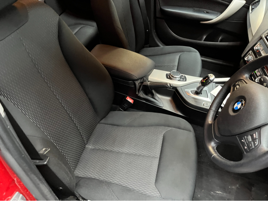 2015 BMW 1 Series - image 10