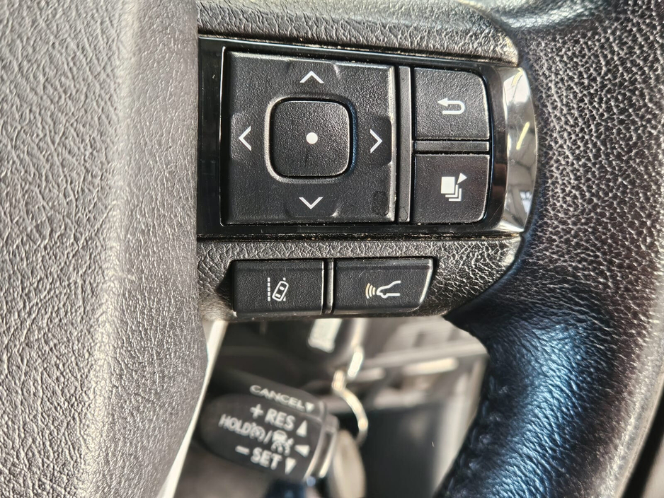 2024 Toyota Hilux - image 9