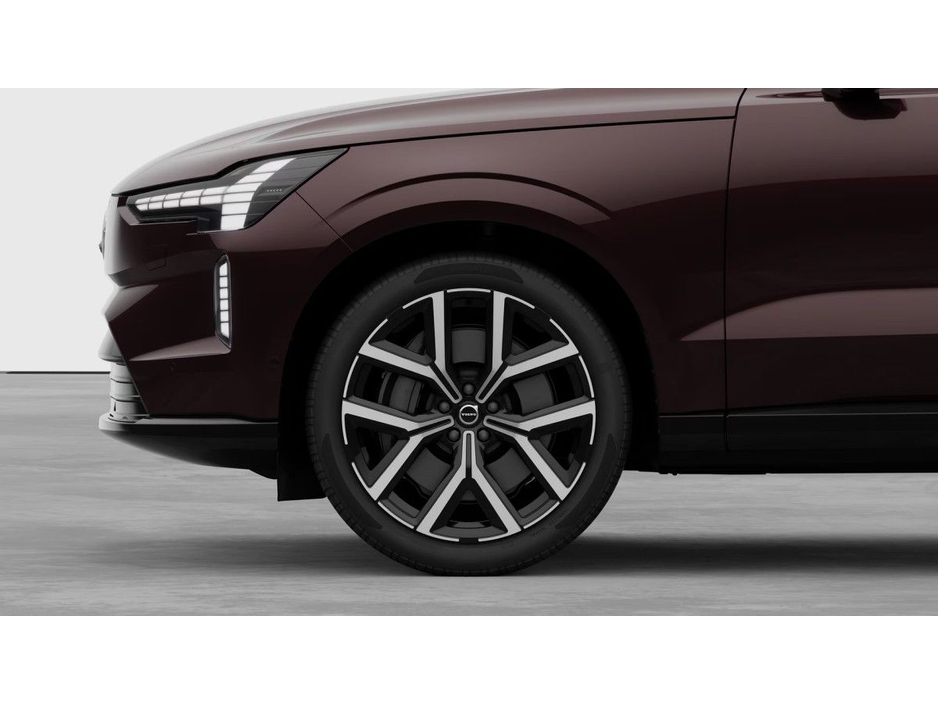 2026 Volvo EX90 - image 9