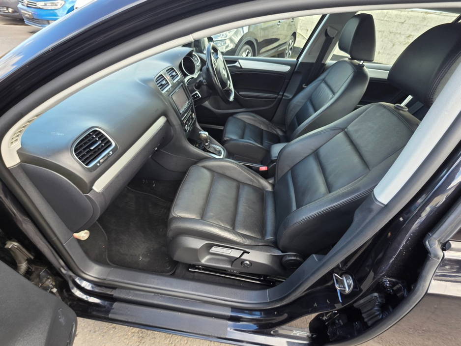 2012 Volkswagen Golf - image 11