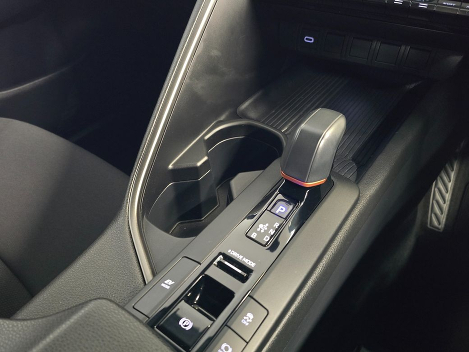 2024 Toyota C-HR - image 17