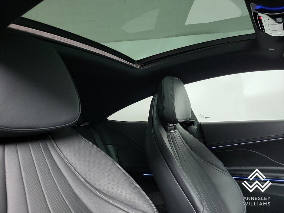 2025 Mercedes-Benz CLE CLE300e AMG Line Premium + €75,950