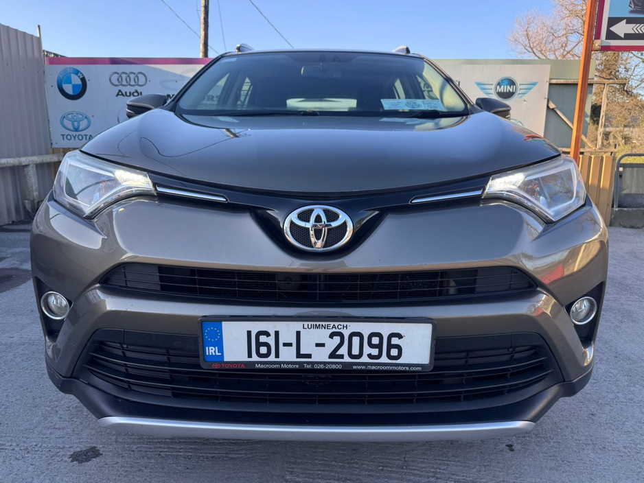 2016 Toyota Rav4 - image 15