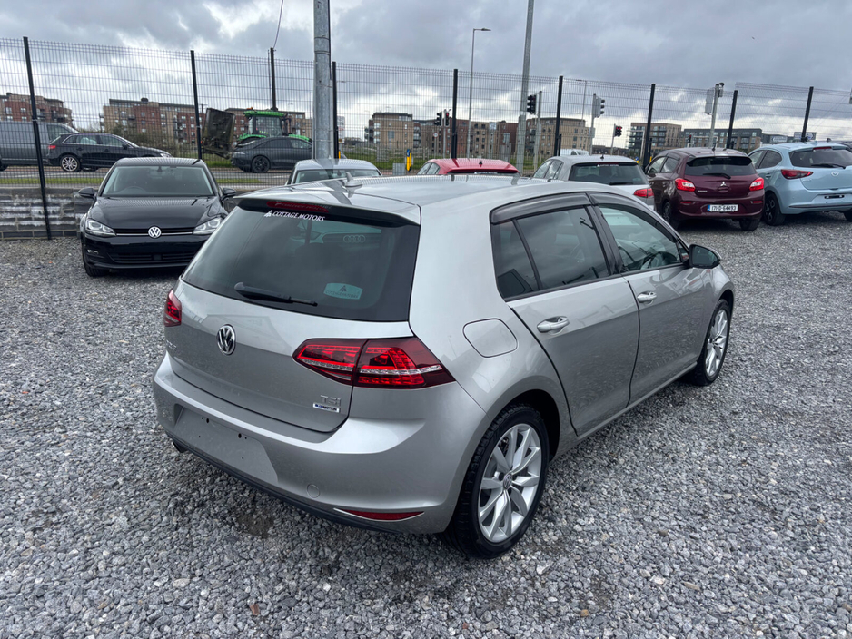 2017 Volkswagen Golf - image 14