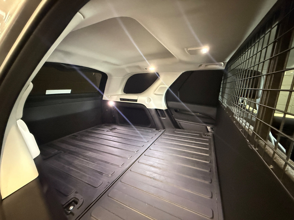 2021 Land Rover Discovery - image 7