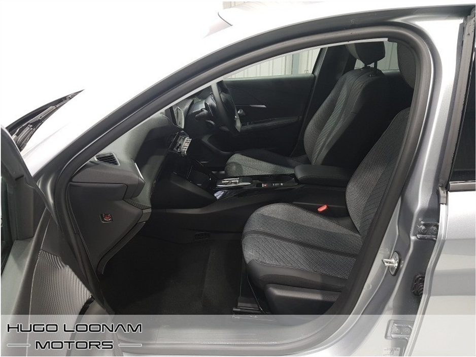 2026 Peugeot 208 ALLURE 1.2 MHEV EDCT 4DR A