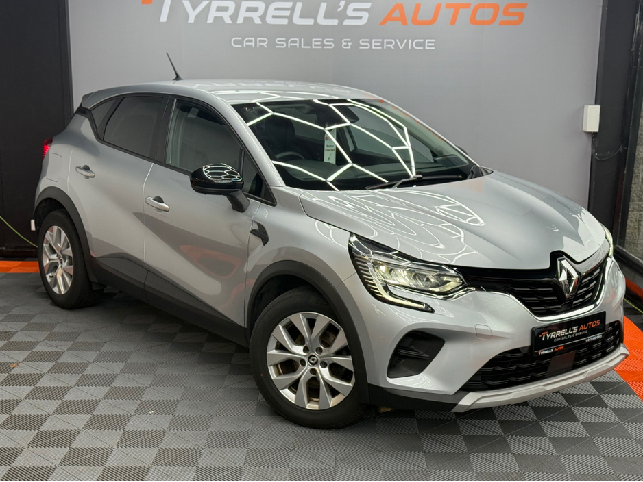 2022 Renault Captur ICONIC EDITION NAEB TCE 90 MAN €16,950