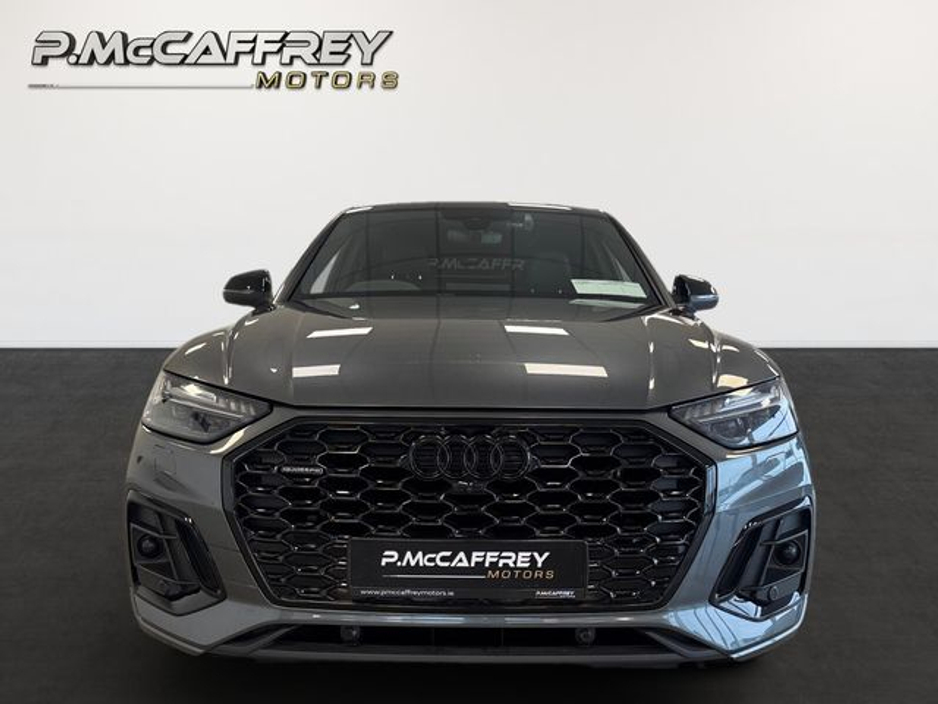 2023 Audi Q5 - image 2