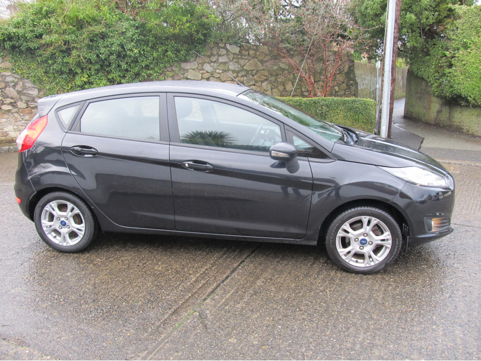 2015 Ford Fiesta MCA ZETEC 1.25 60PS M5 5DR WITH FSH €9,950