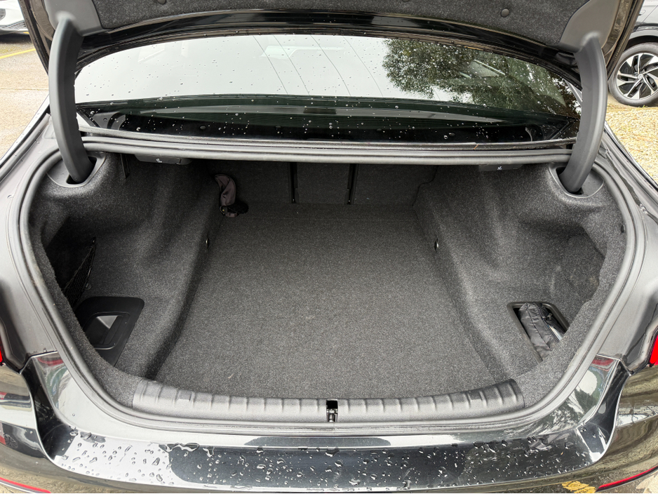 2022 BMW 5 Series KEYLESS ENTRY..HEAD-UP DISPLAY..HARMAN/KARDON