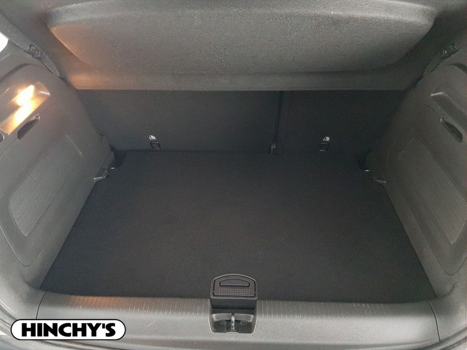 2023 Opel Crossland X - image 9