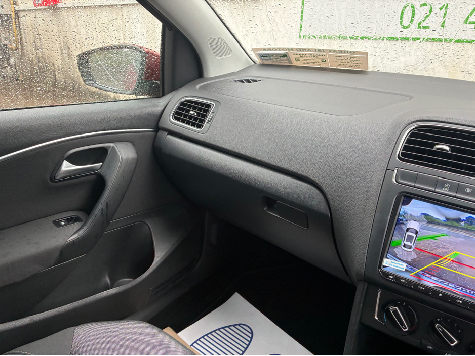 2015 Volkswagen Polo - image 19