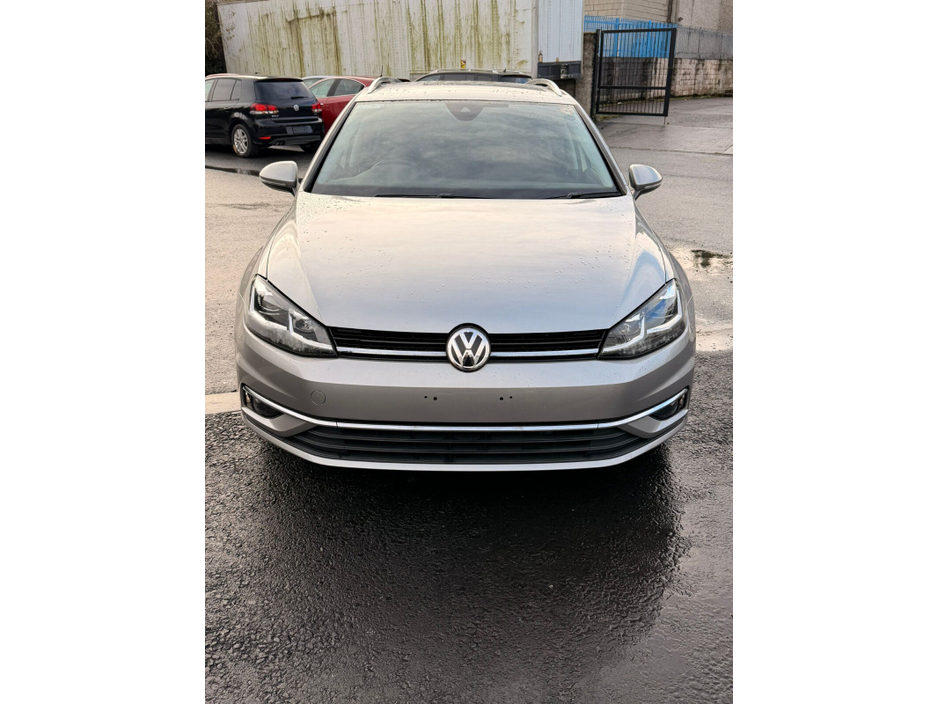2019 Volkswagen Golf  €17,000