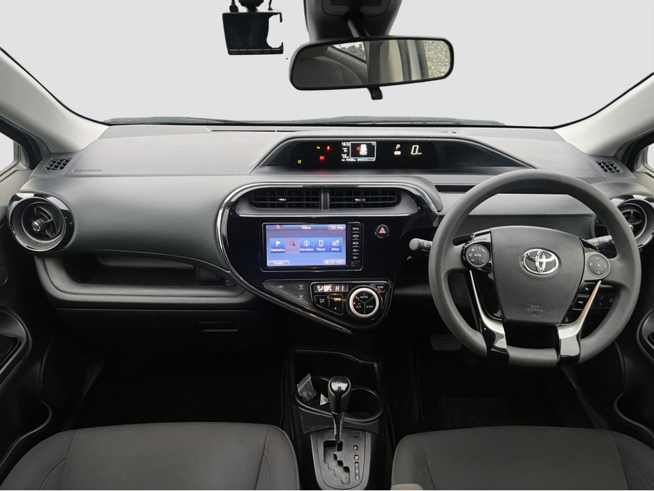 2018 Toyota Aqua 2018 Toyota Aqua 1.5 Self Charging Hybrid €12,750