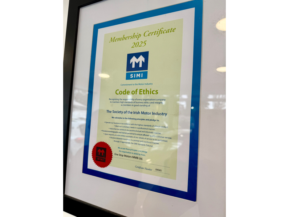 2014 Volkswagen Golf *HIGHLINE-MILANO MODEL* FULL SPC / COGNAC LEATHER - HEATED SEATS - CAMERAS - PEARL WHITE €12,900