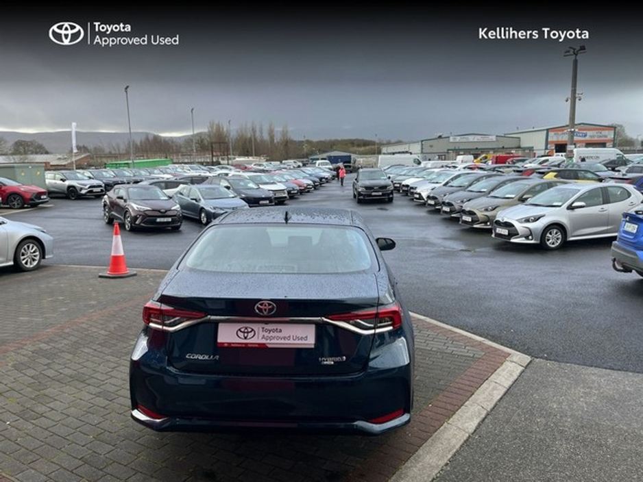 2023 Toyota Corolla - image 4