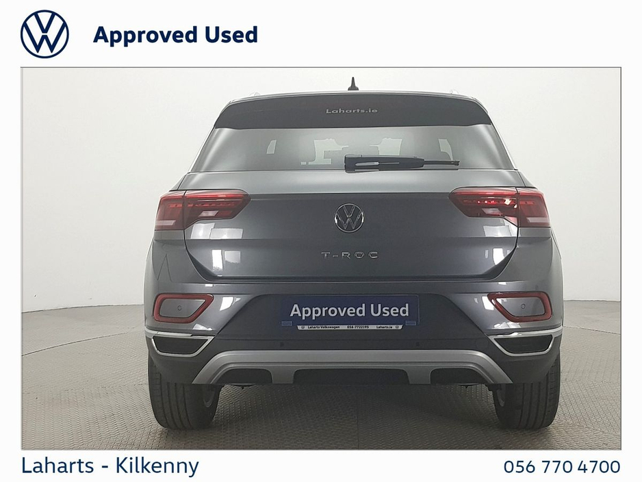 2023 Volkswagen T-Roc - image 14