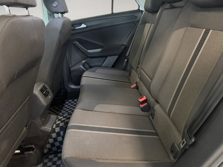 2020 Volkswagen T-Roc - image 16