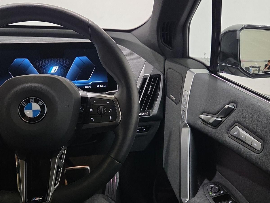 2025 BMW iX - image 18