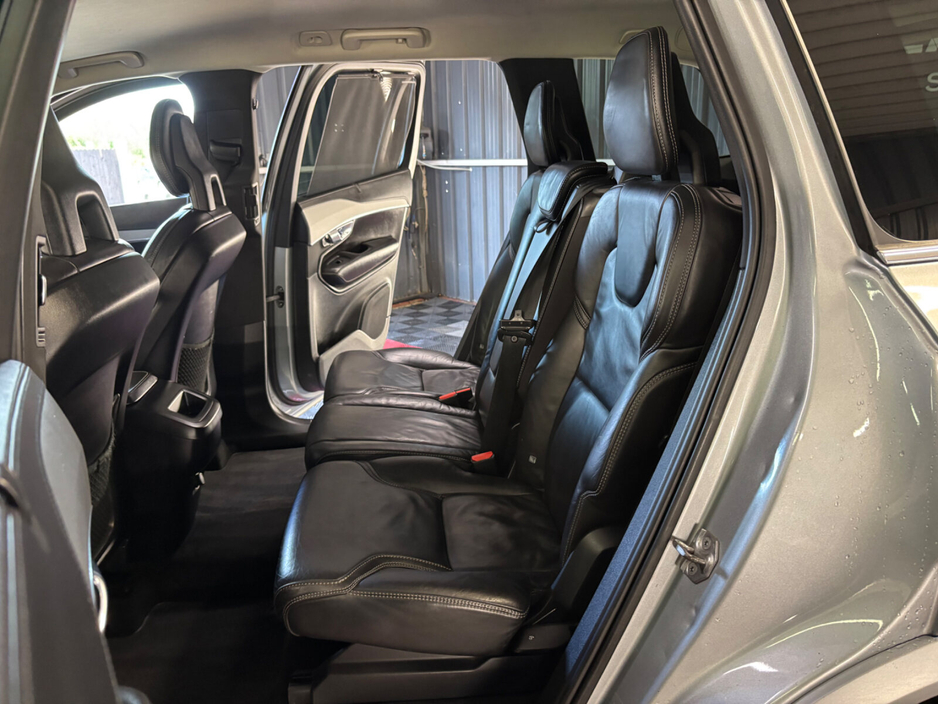 2016 Volvo XC90 - image 17