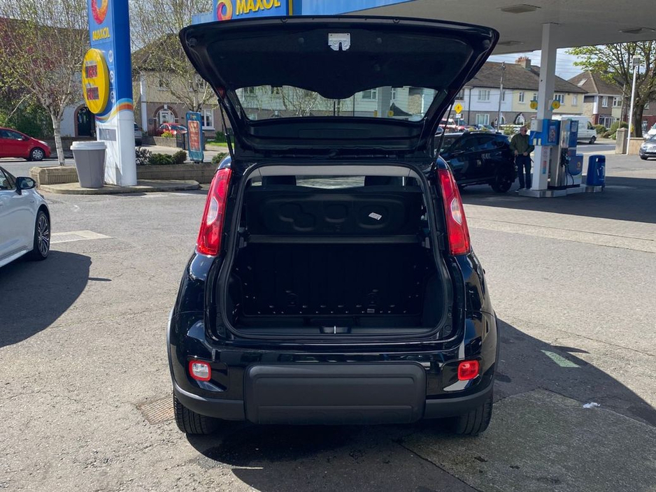 2023 Fiat Panda - image 28