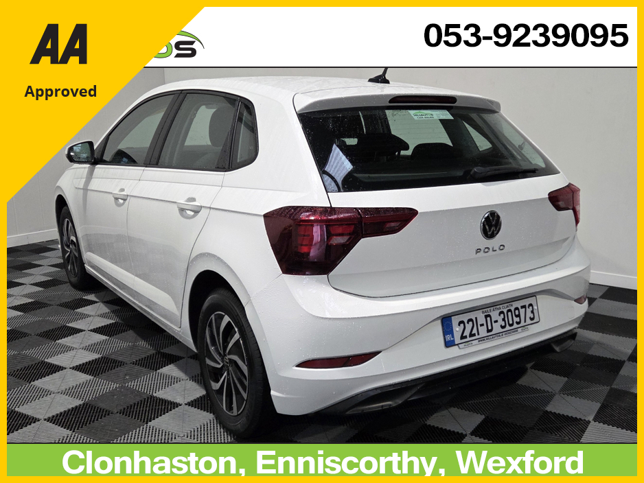 2022 Volkswagen Polo - image 5