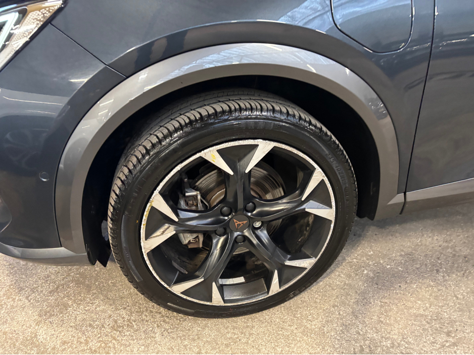 2023 Cupra Formentor - image 8