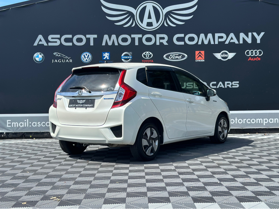 2014 Honda Fit Hybrid €9,250