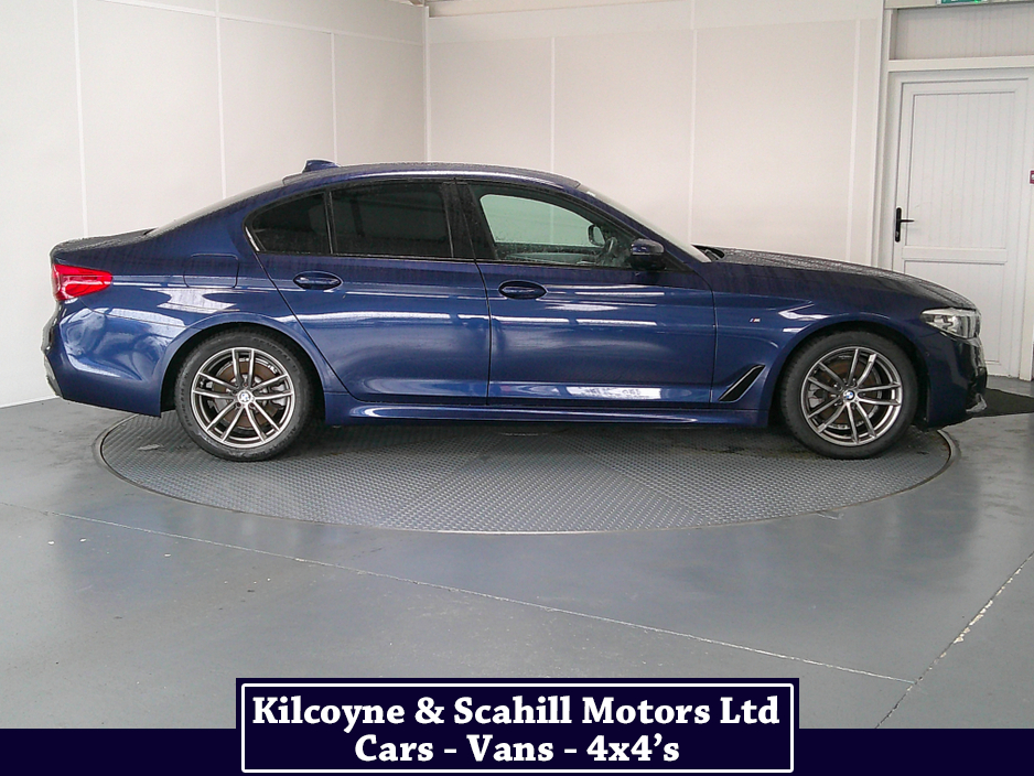 2019 BMW 5 Series - image 9