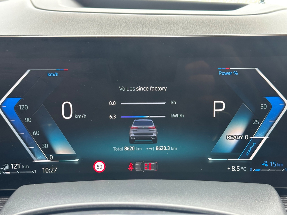 2025 BMW X5 - image 10