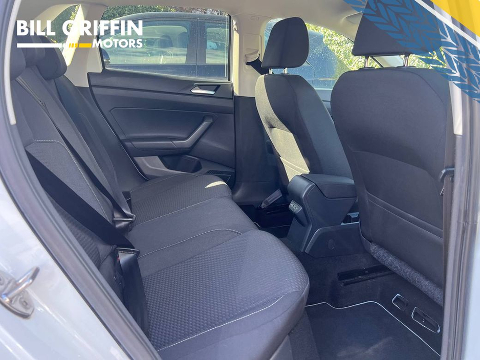 2019 Volkswagen Polo - image 8