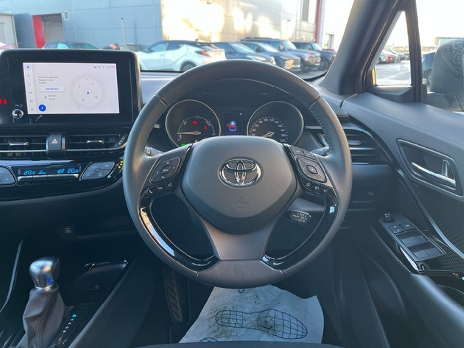 2022 Toyota C-HR HYBRID SPORT BI-TONE 4DR AUTO €26,950