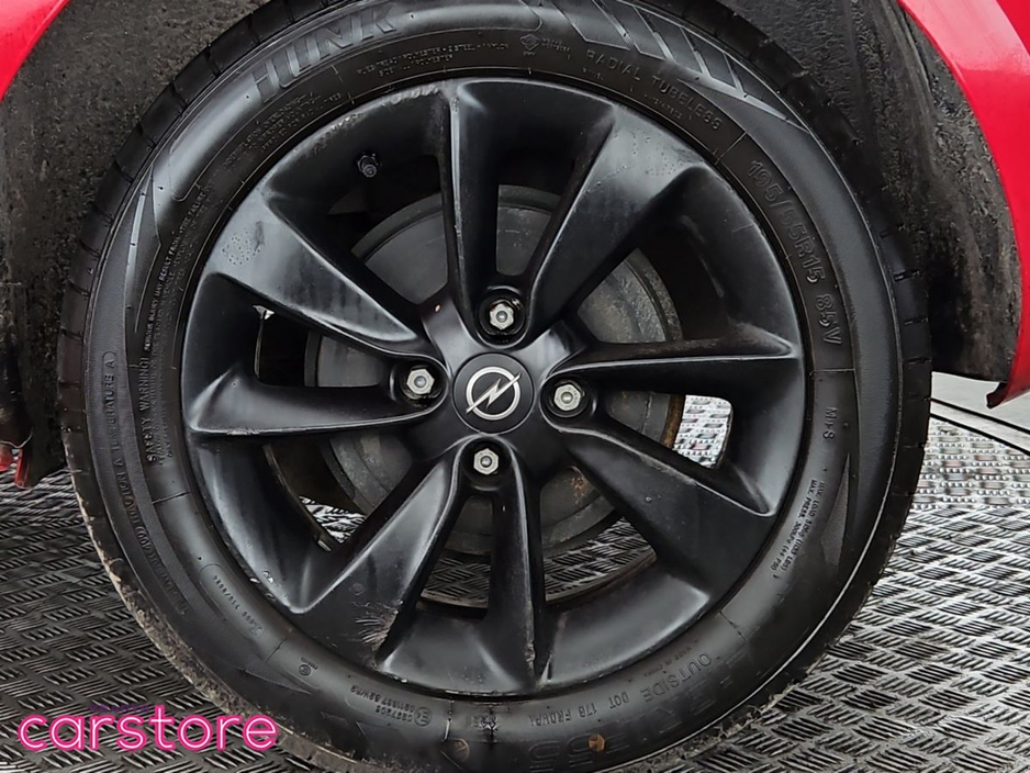 2019 Opel Corsa - image 14