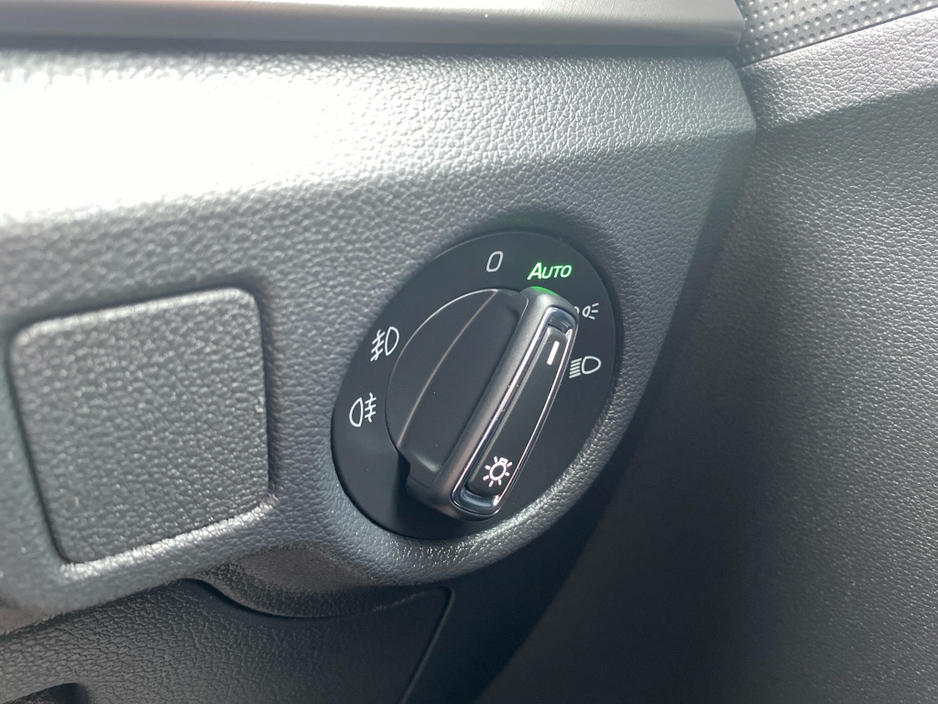 2023 Skoda Kamiq - image 17