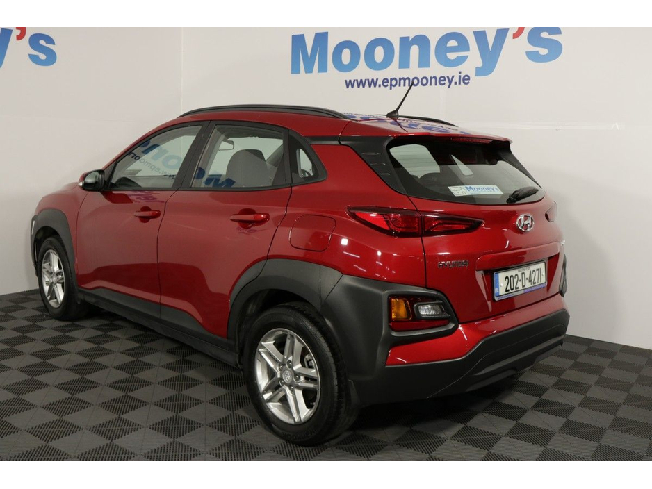 2020 Hyundai Kona - image 5