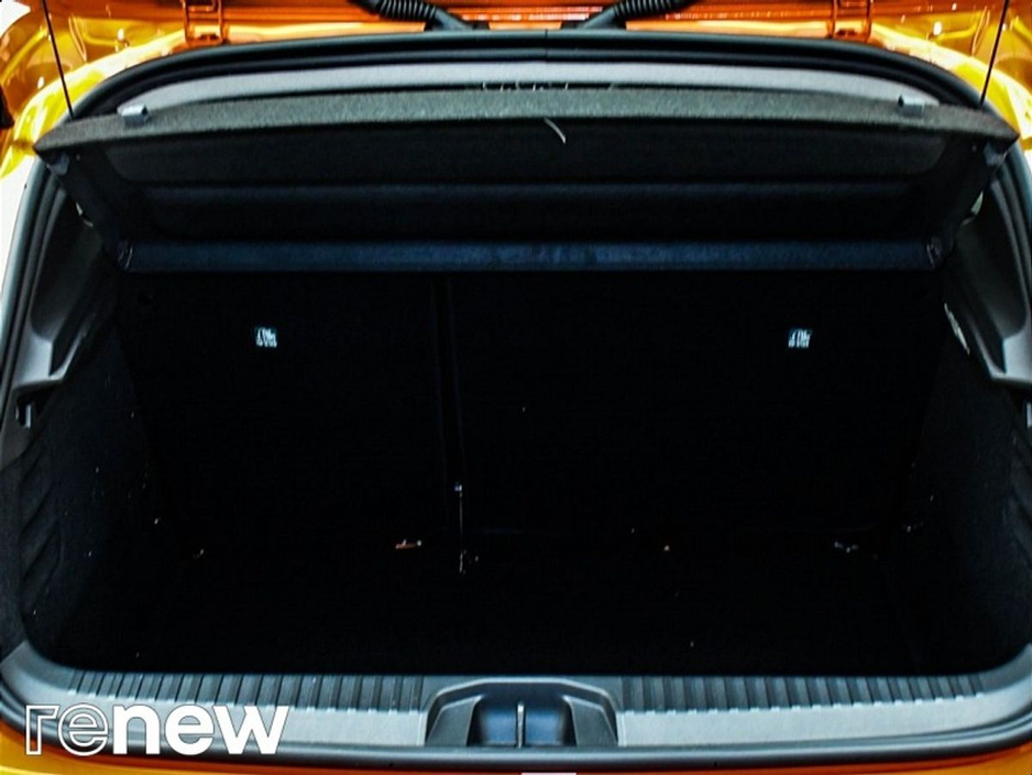 2025 Renault Clio - image 12