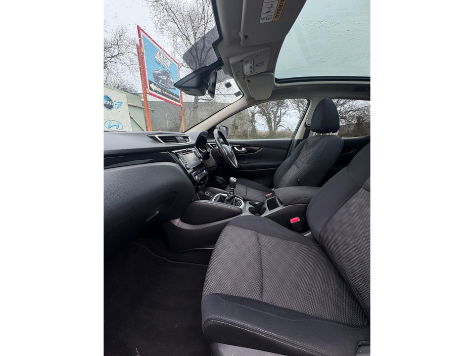 2015 Nissan Qashqai 1.2 DIG-T 115PS 5DR N-TEC+ €8,750