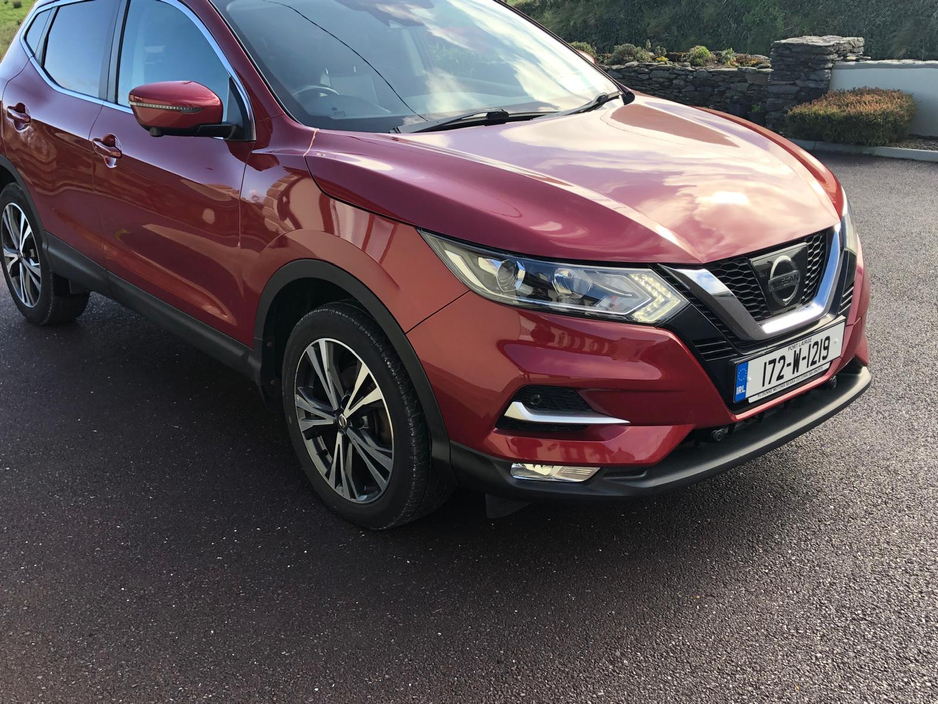 2017 Nissan Qashqai - image 4