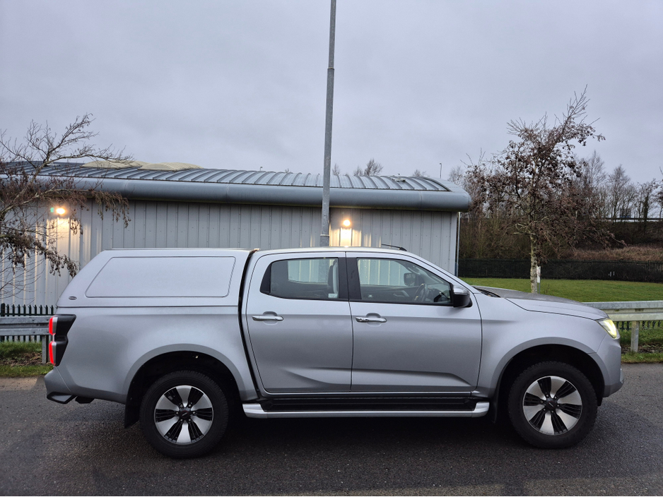 2023 Isuzu D-MAX DL40 AUTO  Vat included. €41,250