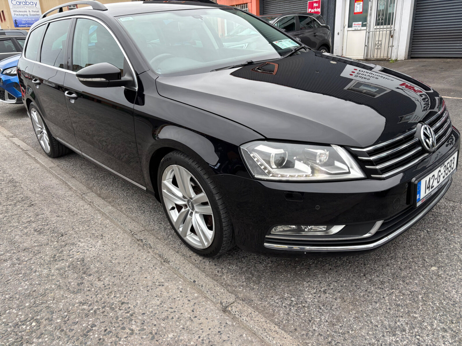 2014 Volkswagen Passat - image 7