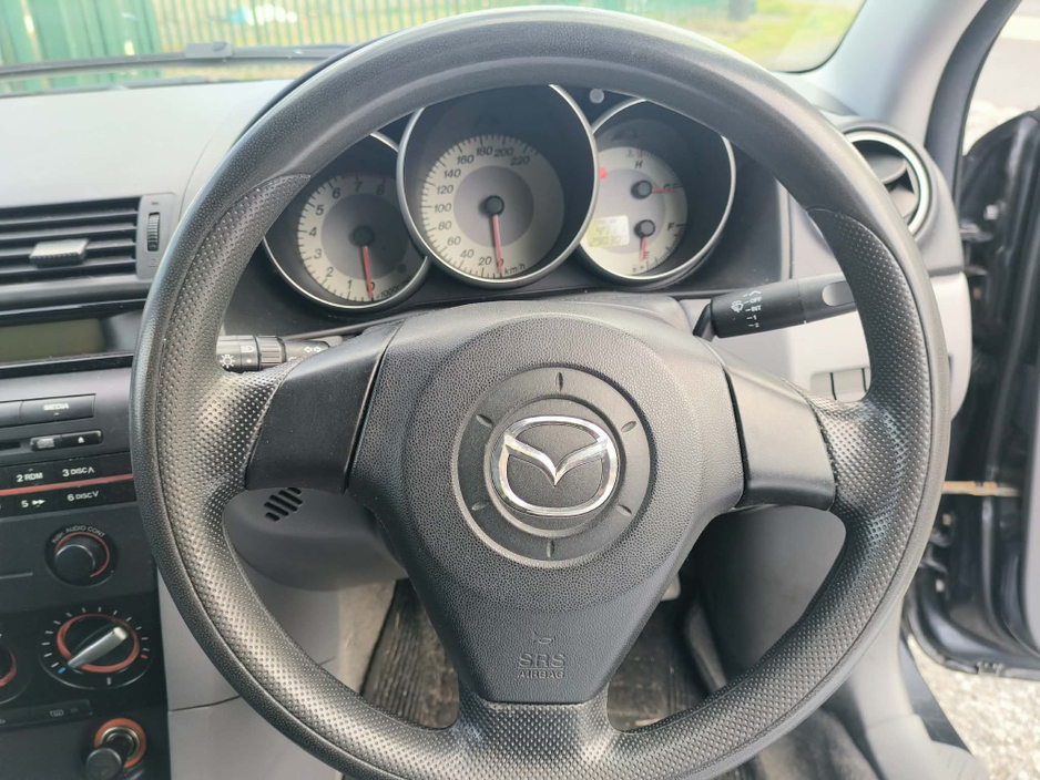 2007 Mazda Mazda3 - image 10