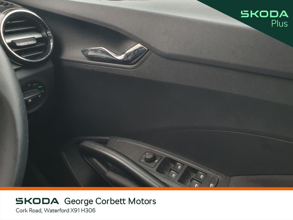 2024 Skoda Fabia - image 11